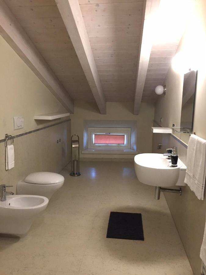 Residenza Virgiliana Suite Con Terrazza-Centro Storico Mantova Eksteriør bilde