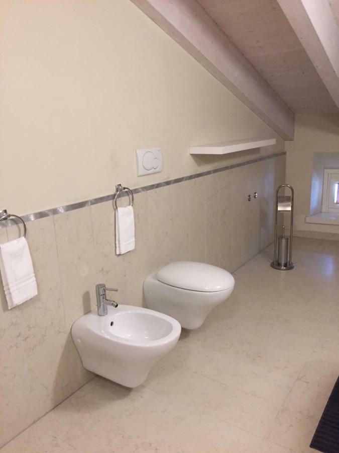 Residenza Virgiliana Suite Con Terrazza-Centro Storico Mantova Eksteriør bilde