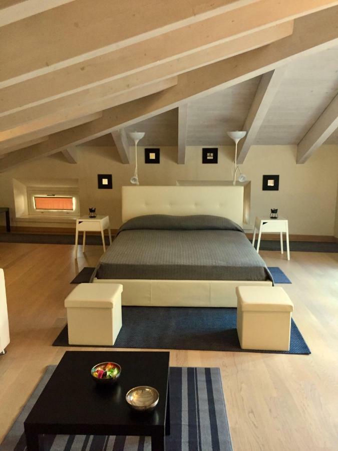 Residenza Virgiliana Suite Con Terrazza-Centro Storico Mantova Eksteriør bilde